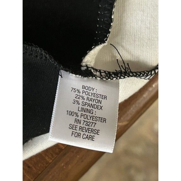 ELLE Women Black & White Striped Cap Sleeve w/Pockets Back Zip Mini Dress Size 6 - Picture 5 of 5